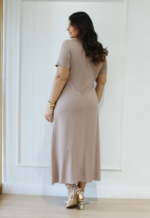 Vestido Malha Premium Detalhe Amarração e Fenda - Imagem 2