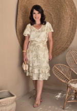 Conjunto de Renda Romântica em Tons Nudes