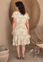 Conjunto de Renda Romântica em Tons Nudes - Imagem 2