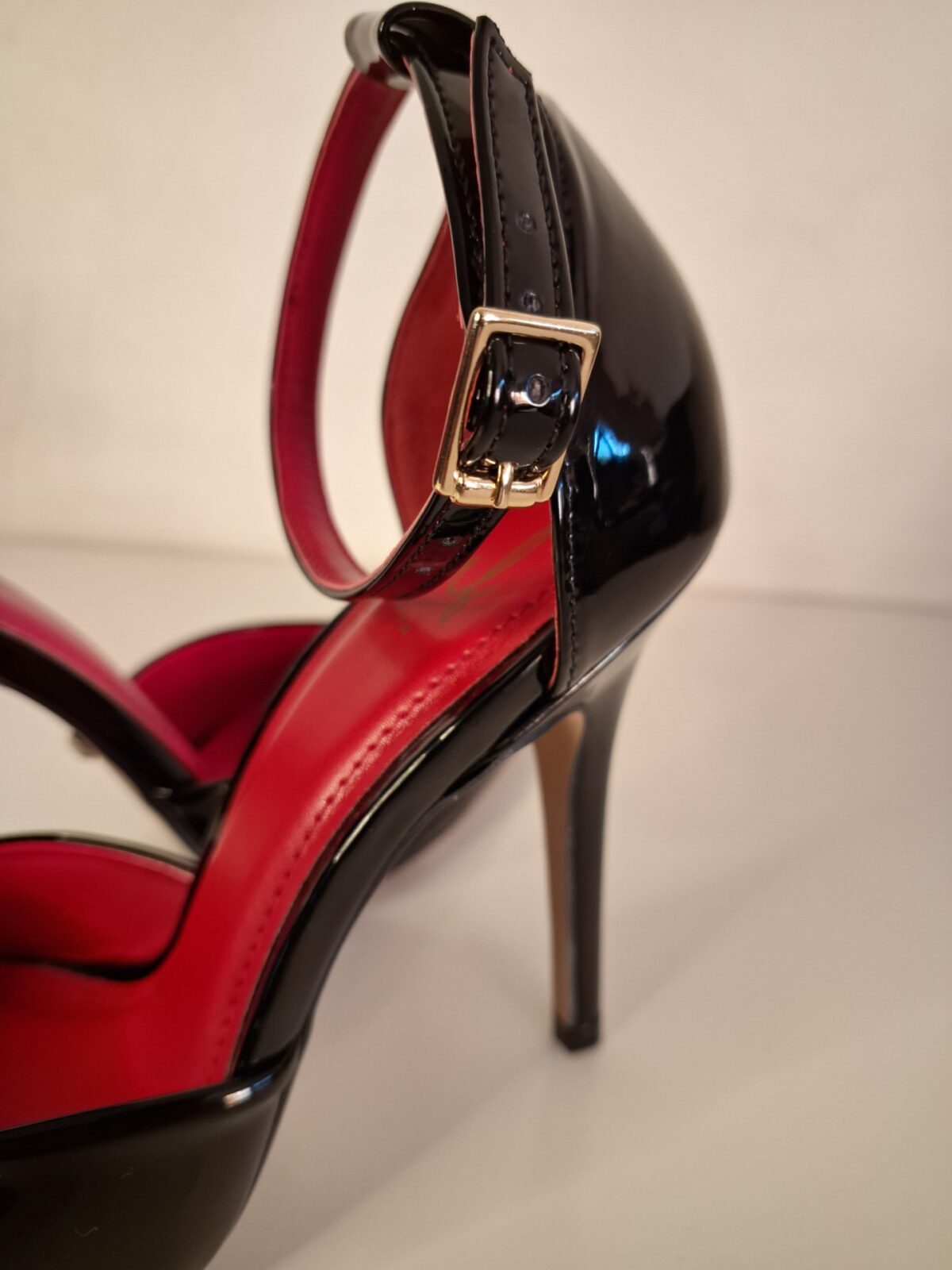 Scarpin Verniz - Imagem 7