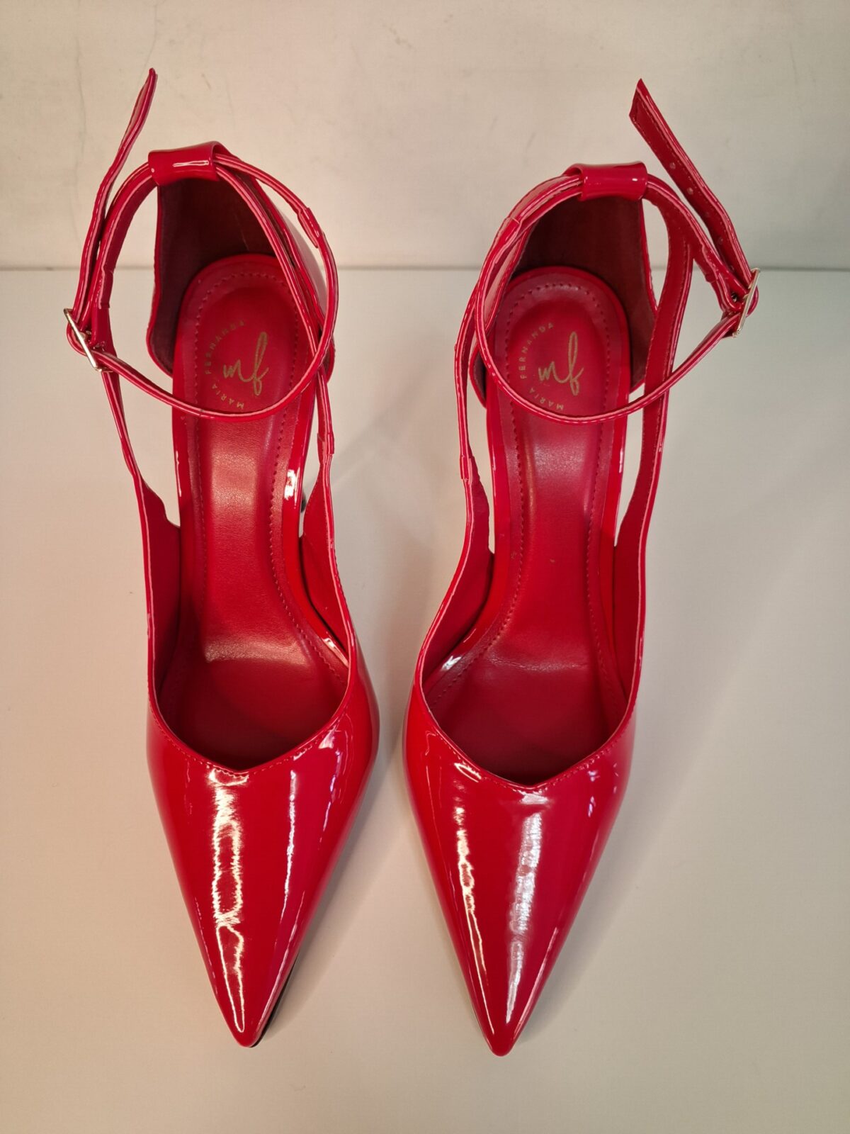 Scarpin Vermelho Recortes na Lateral - Imagem 7