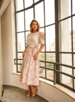 Conjunto Saia Midi e Blusa em Linho Bordado (03983)