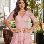 Vestido Midi em Renda com Guipir