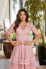 Vestido Midi em Renda com Guipir