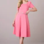 Vestido na Vestido na Alfaiataria Veneza Godê Decote Quadrado Celia - Tatá Martello