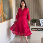 Vestido Transpassado com Saia Plissada