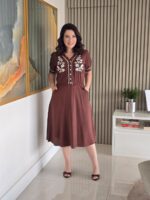 Vestido Evasê com Frente Bordada - Imagem 2