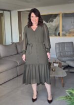 Vestido com Decote V e Babado