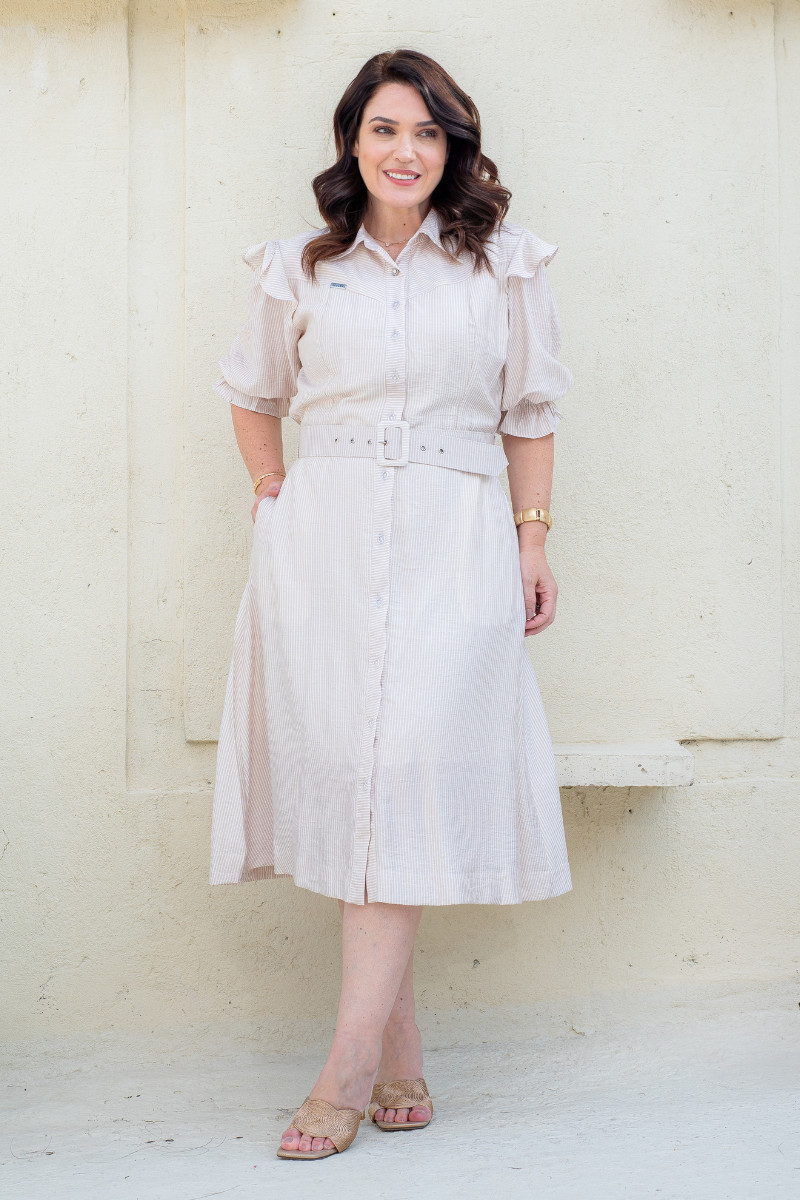 118 Chemise Midi Laurine Bege Listrada em Crepe Leve - Lecler - Imagem 1