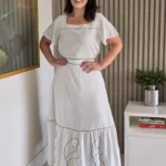 Vestido Estela Branco Bordado em Viscolinho - Querem Vestidos