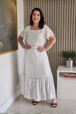 Vestido Estela Branco Bordado em Viscolinho - Querem Vestidos